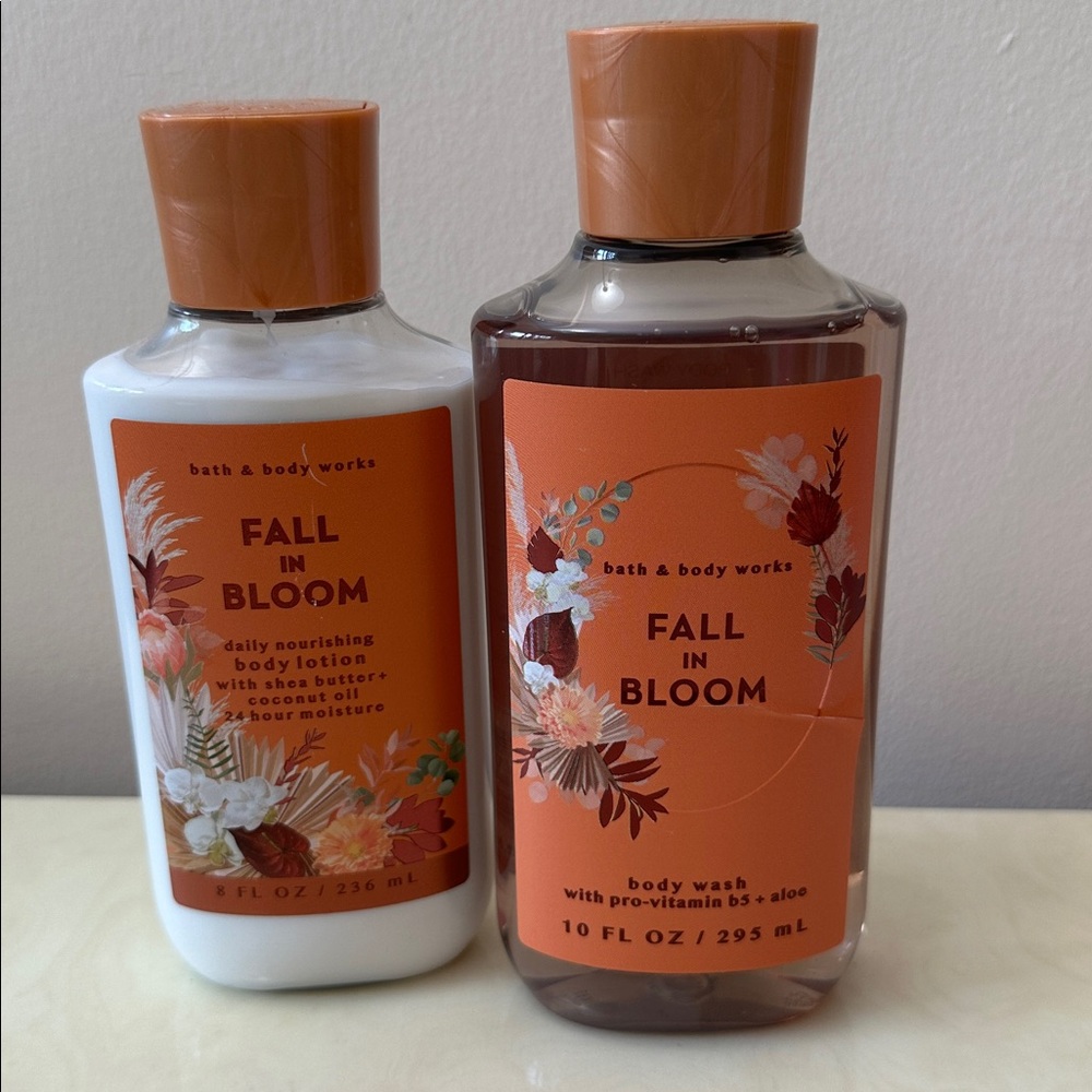 Bath & Body Works Fall in Bloom Body Wash and Lotion- Orange & White NIB